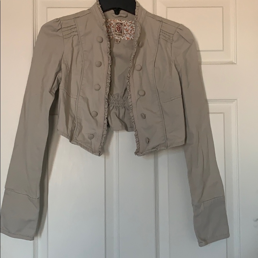 Cropped Top/jacket